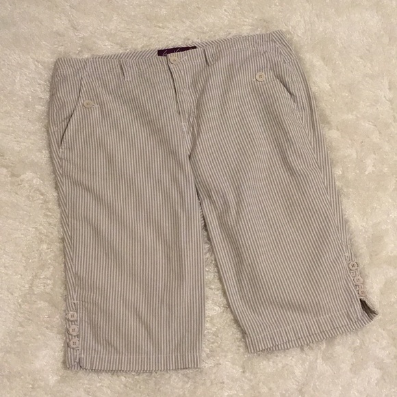 Gloria Vanderbilt Pants - Gloria Vanderbilt 16 W Capri/Bermuda pants/shorts